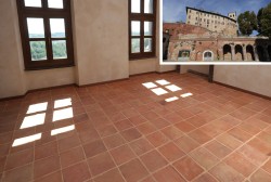 25x25 cm quadratische Terracotta-Fliese
